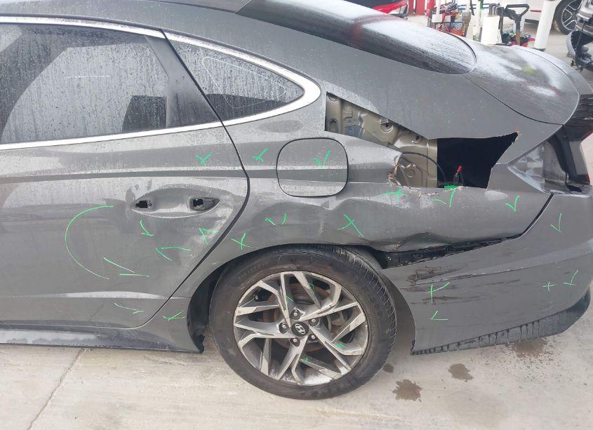 Photo 6 of 2021 Hyundai Sonata SEL (VIN 5NPEL4JA2MH106390)