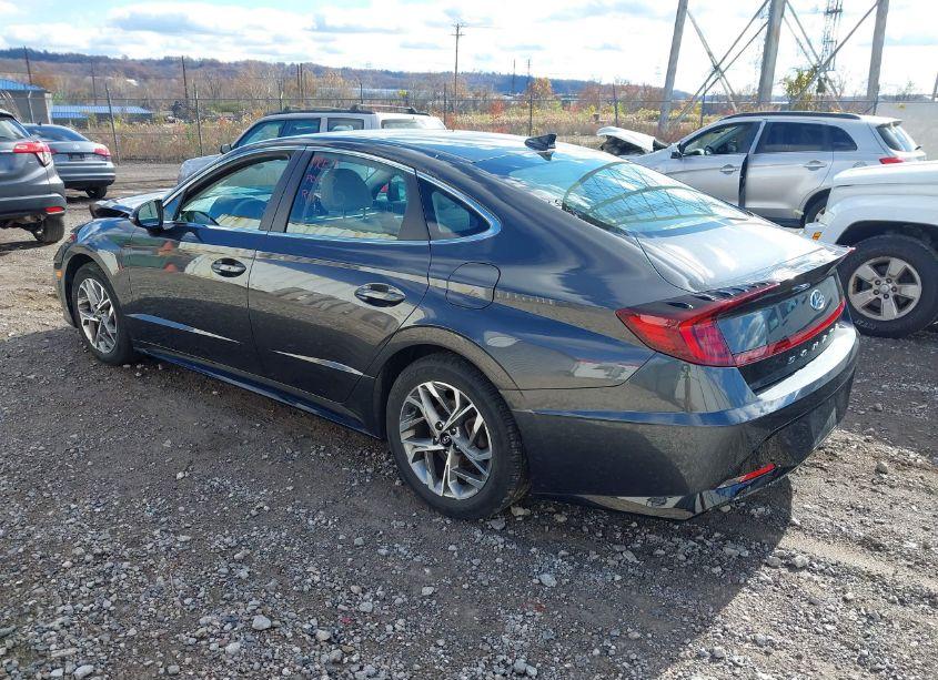 Photo 3 of 2021 Hyundai Sonata SEL (VIN 5NPEL4JA3MH121545)