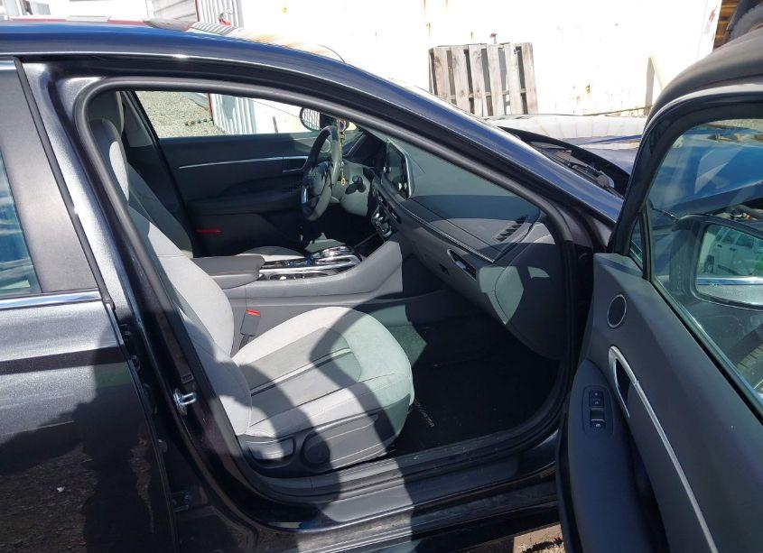 Photo 5 of 2021 Hyundai Sonata SEL (VIN 5NPEL4JA3MH121545)