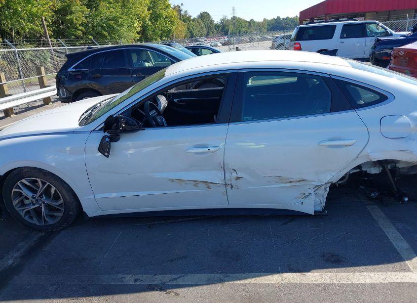 Photo 13 of 2021 Hyundai Sonata SEL (VIN 5NPEL4JA4MH084103)