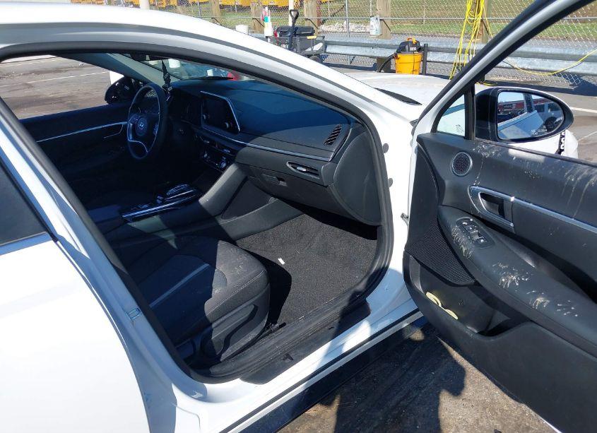 Photo 5 of 2021 Hyundai Sonata SEL (VIN 5NPEL4JA4MH084103)