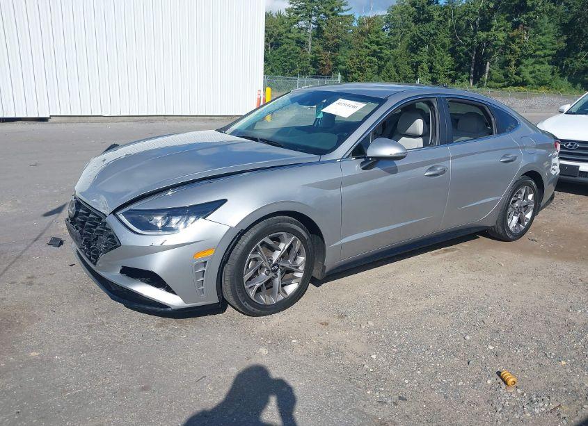 Photo 2 of 2021 Hyundai Sonata SEL (VIN 5NPEL4JA5MH095322)