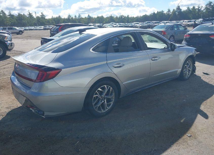 Photo 4 of 2021 Hyundai Sonata SEL (VIN 5NPEL4JA5MH095322)