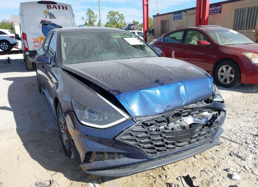 2021 Hyundai Sonata SEL (VIN 5NPEL4JA5MH122034) main photo