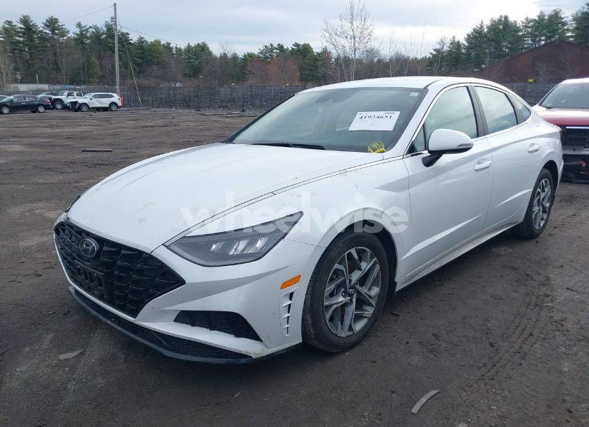 Photo 2 of 2021 Hyundai Sonata SEL (VIN 5NPEL4JA6MH124195)