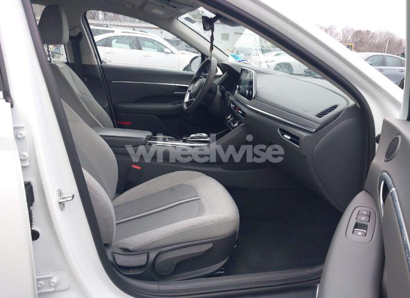 Photo 5 of 2021 Hyundai Sonata SEL (VIN 5NPEL4JA7MH100830)