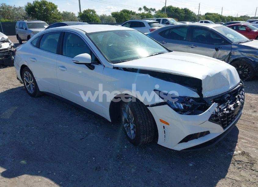 2021 Hyundai Sonata SEL (VIN 5NPEL4JA7MH120656) main photo