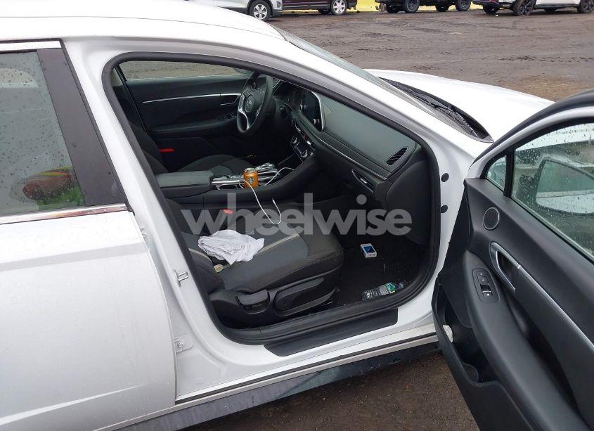 Photo 5 of 2021 Hyundai Sonata SEL (VIN 5NPEL4JA9MH105933)