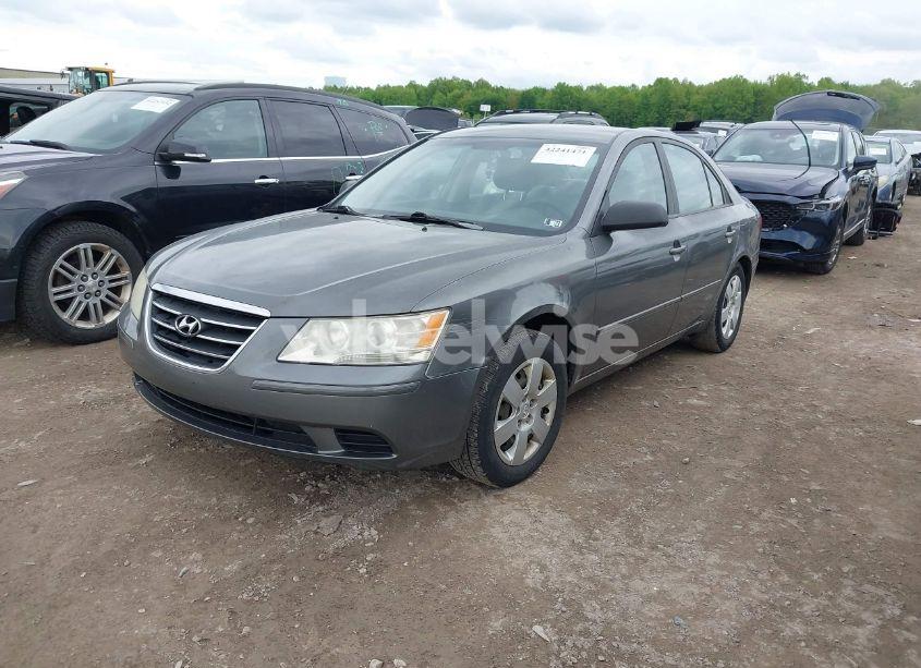 Photo 2 of 2009 Hyundai Sonata GLS (VIN 5NPET46C09H498030)