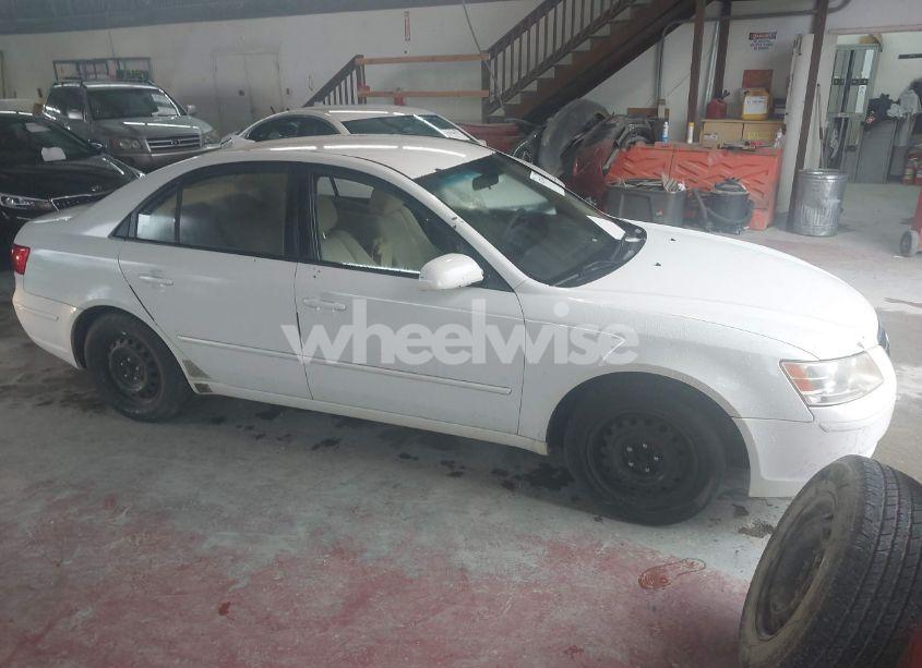 2009 Hyundai Sonata GLS (VIN 5NPET46C09H553754) main photo