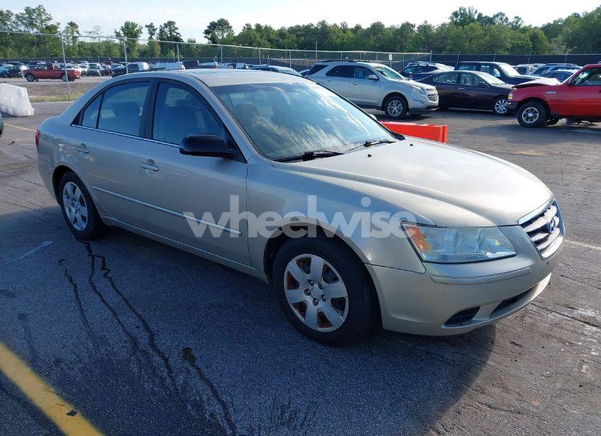 2009 Hyundai Sonata GLS (VIN 5NPET46C19H441111) main photo