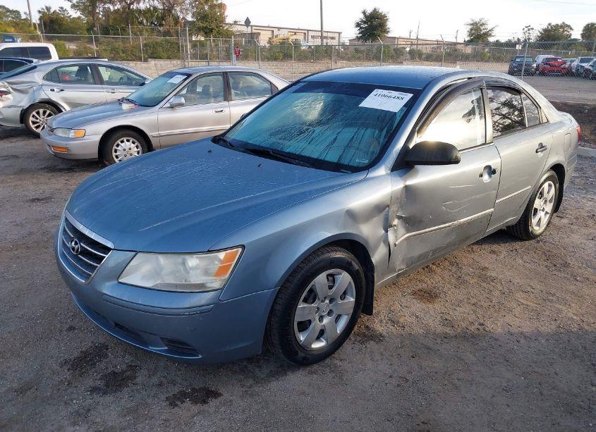Photo 2 of 2009 Hyundai Sonata GLS (VIN 5NPET46C19H531990)