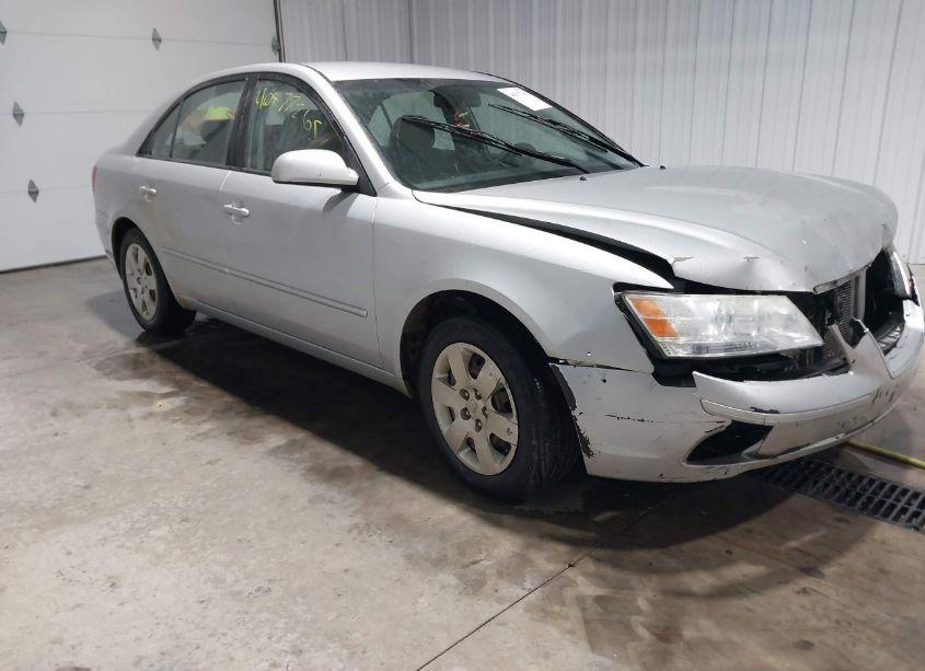 2009 Hyundai Sonata GLS (VIN 5NPET46C19H544240) main photo