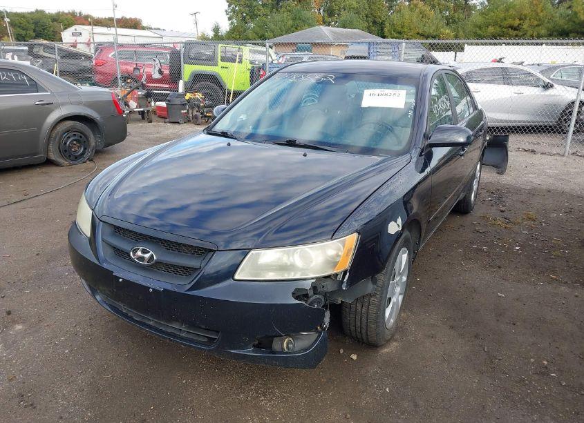 Photo 2 of 2007 Hyundai Sonata GLS (VIN 5NPET46C27H294584)