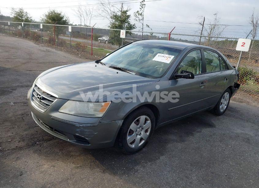 Photo 2 of 2009 Hyundai Sonata GLS (VIN 5NPET46C29H424768)