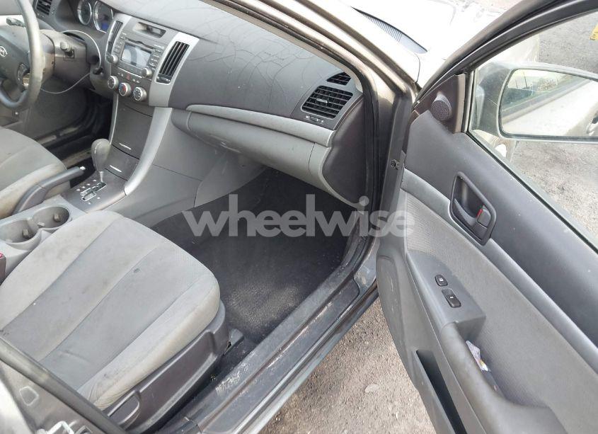 Photo 5 of 2009 Hyundai Sonata GLS (VIN 5NPET46C29H424768)