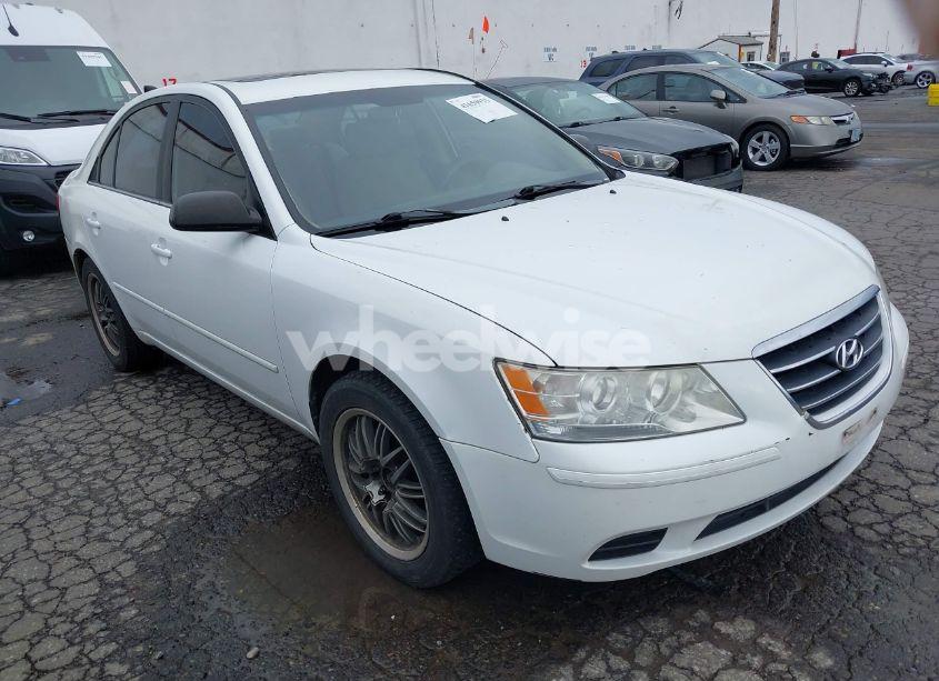 2009 Hyundai Sonata GLS (VIN 5NPET46C29H432269) main photo