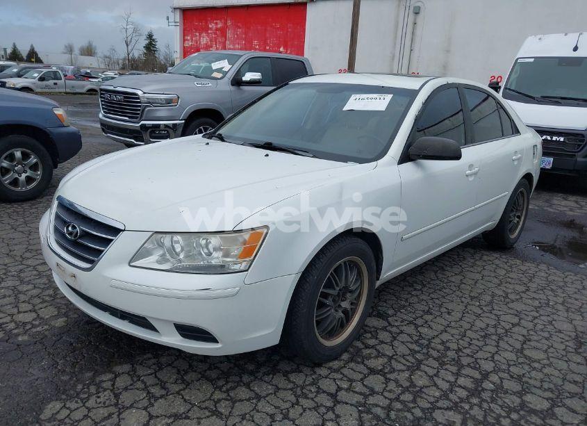 Photo 2 of 2009 Hyundai Sonata GLS (VIN 5NPET46C29H432269)