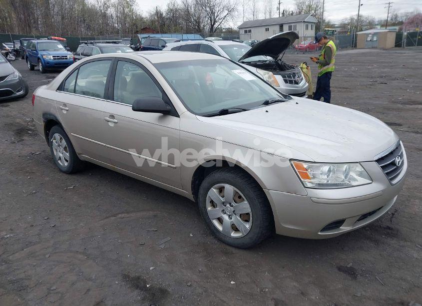 2009 Hyundai Sonata GLS (VIN 5NPET46C29H454997) main photo