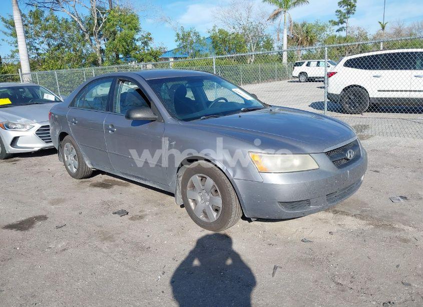 2008 Hyundai Sonata GLS (VIN 5NPET46C38H323155) main photo