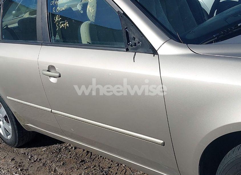 Photo 6 of 2009 Hyundai Sonata GLS (VIN 5NPET46C39H511885)