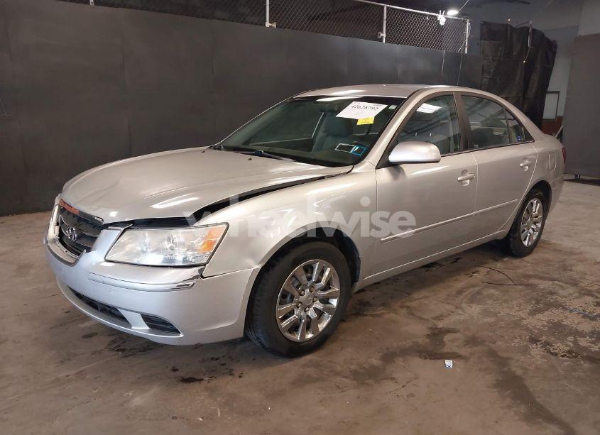 Photo 2 of 2009 Hyundai Sonata GLS (VIN 5NPET46C39H527729)