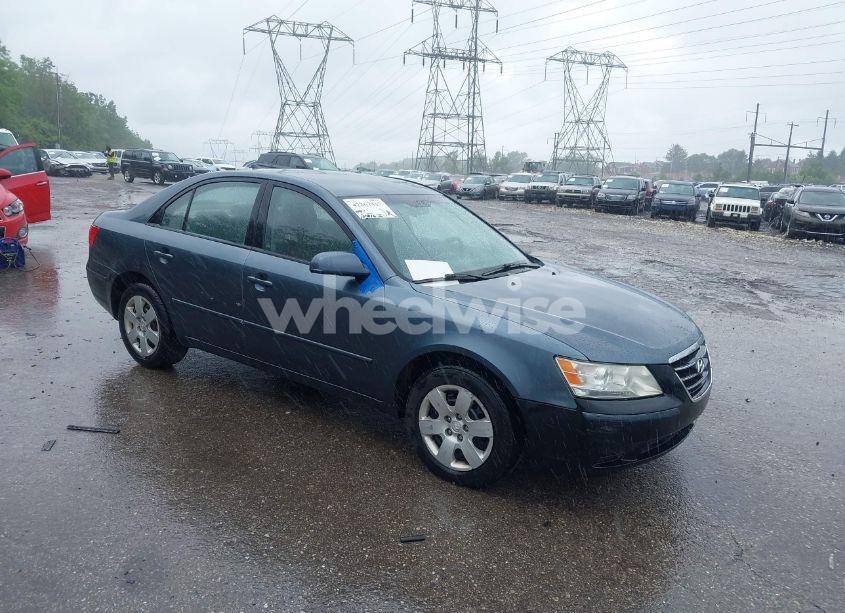 2009 Hyundai Sonata GLS (VIN 5NPET46C39H571584) main photo