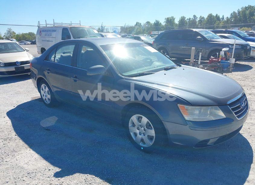 2009 Hyundai Sonata GLS (VIN 5NPET46C49H447615) main photo