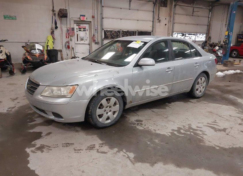 Photo 2 of 2009 Hyundai Sonata GLS (VIN 5NPET46C49H554454)