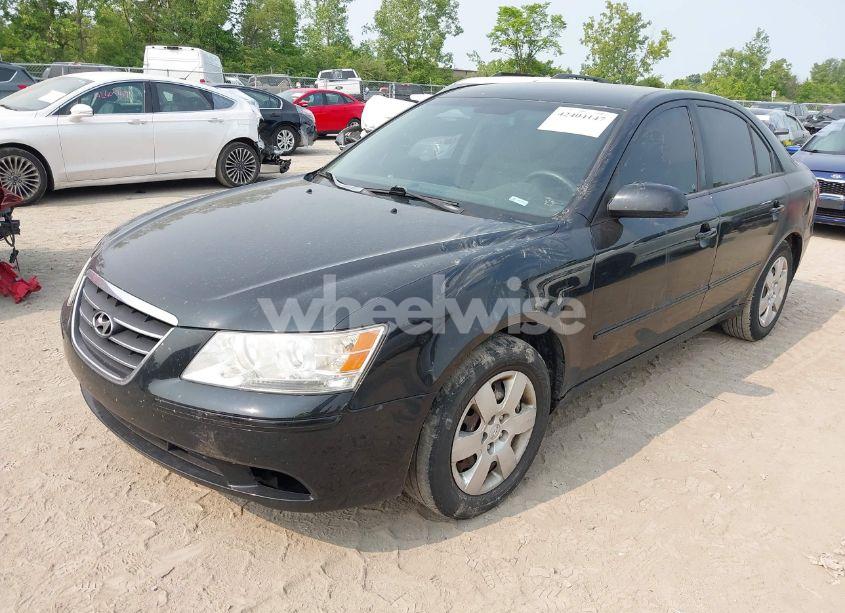 Photo 2 of 2009 Hyundai Sonata GLS (VIN 5NPET46C69H484553)