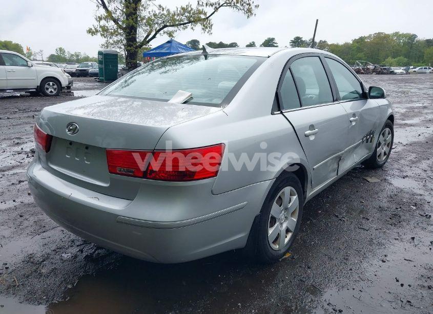 Photo 4 of 2009 Hyundai Sonata GLS (VIN 5NPET46C69H557498)