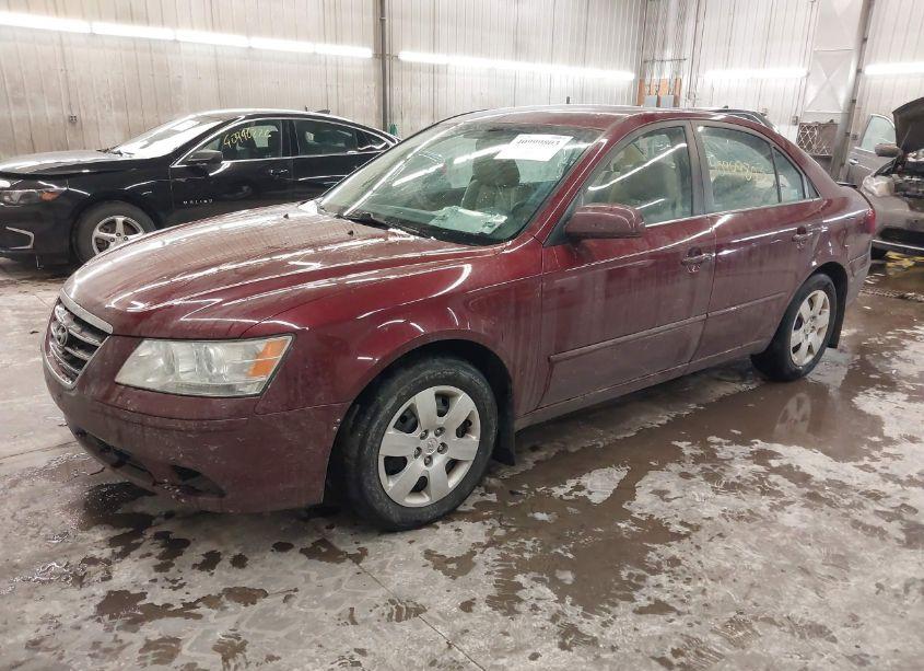 Photo 2 of 2009 Hyundai Sonata GLS (VIN 5NPET46C69H557744)