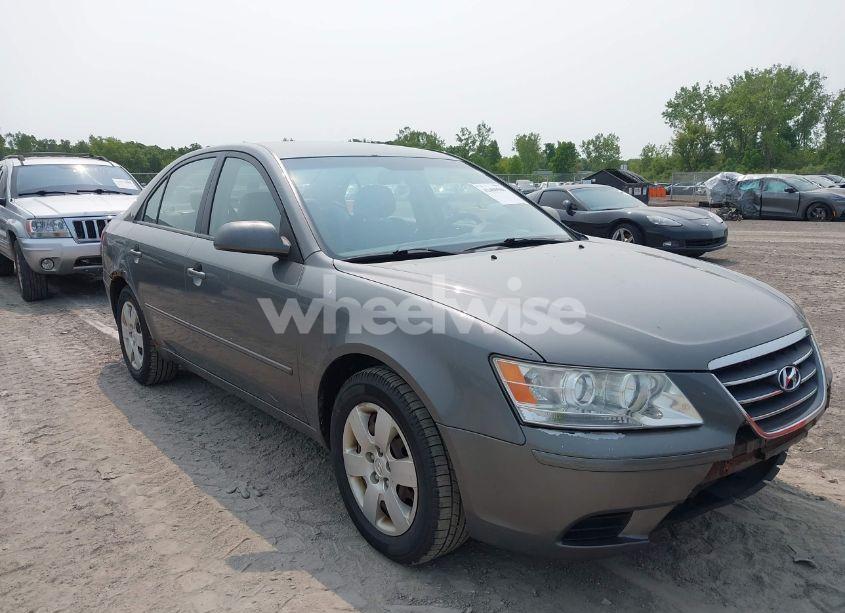 2009 Hyundai Sonata GLS (VIN 5NPET46C79H495478) main photo
