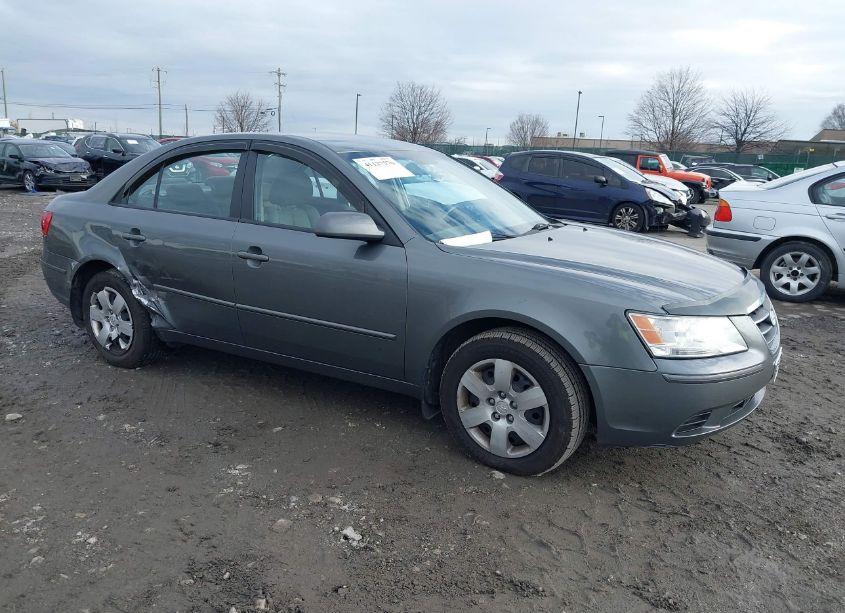 2009 Hyundai Sonata GLS (VIN 5NPET46C89H420160) main photo