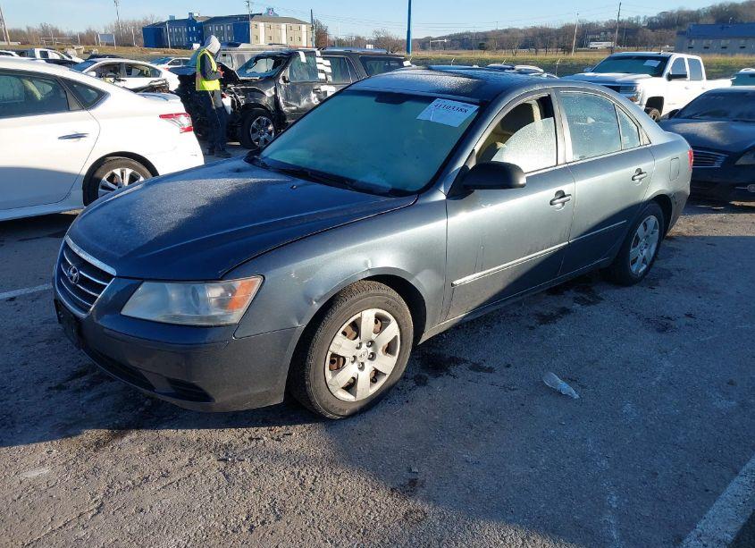 Photo 2 of 2009 Hyundai Sonata GLS (VIN 5NPET46C89H571208)