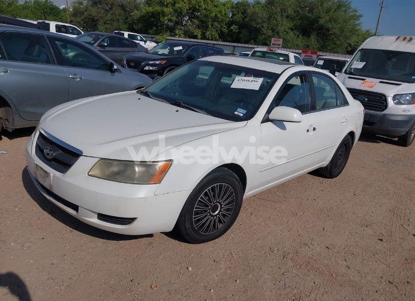 Photo 2 of 2008 Hyundai Sonata GLS (VIN 5NPET46C98H400661)