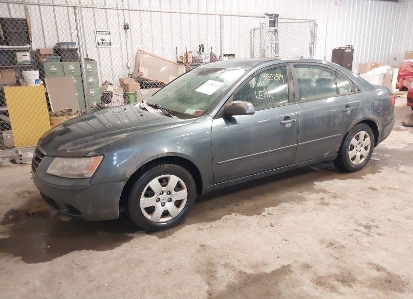 Photo 2 of 2010 Hyundai Sonata GLS (VIN 5NPET4AC8AH623772)