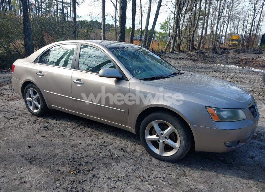 2008 Hyundai Sonata LIMITED/SE (VIN 5NPEU46C08H320078) main photo