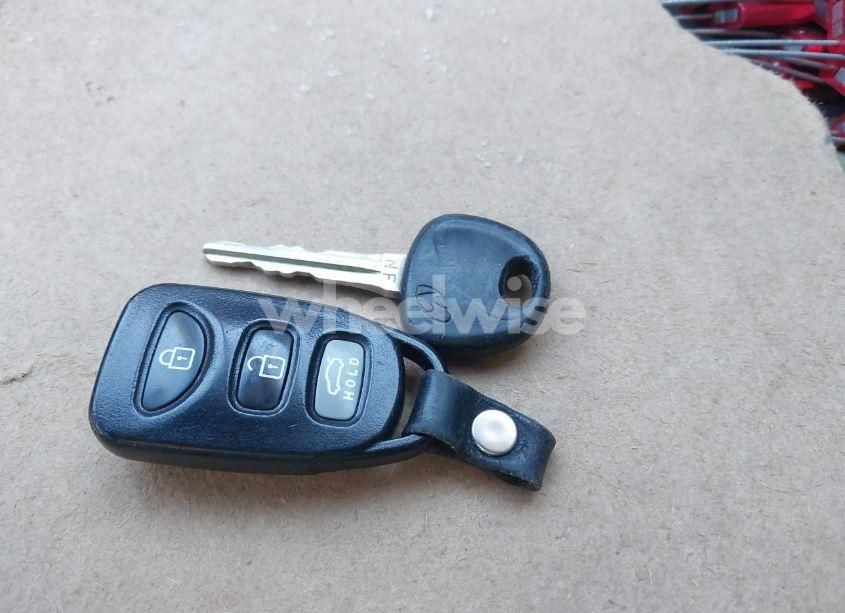 Photo 11 of 2009 Hyundai Sonata SE (VIN 5NPEU46C29H500065)