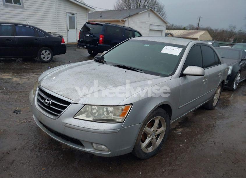 Photo 2 of 2009 Hyundai Sonata SE (VIN 5NPEU46C49H501704)