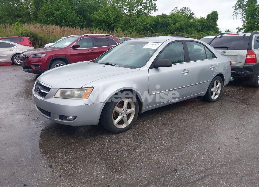 Photo 2 of 2008 Hyundai Sonata LIMITED/SE (VIN 5NPEU46C58H307049)