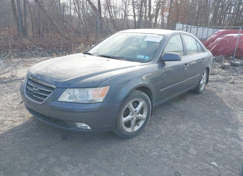 Photo 2 of 2009 Hyundai Sonata SE (VIN 5NPEU46C69H510954)
