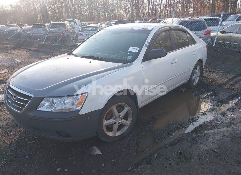 Photo 2 of 2009 Hyundai Sonata SE (VIN 5NPEU46C79H510882)