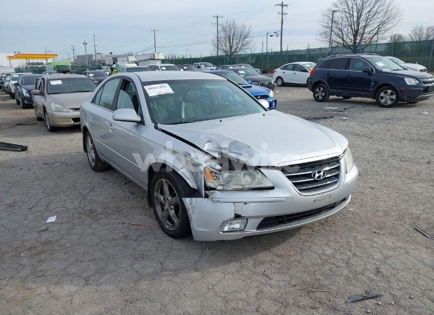 2009 Hyundai Sonata SE (VIN 5NPEU46C79H511000) main photo