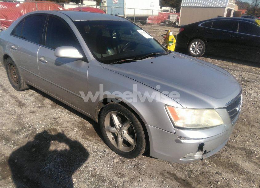 2009 Hyundai Sonata SE (VIN 5NPEU46C79H511482) main photo