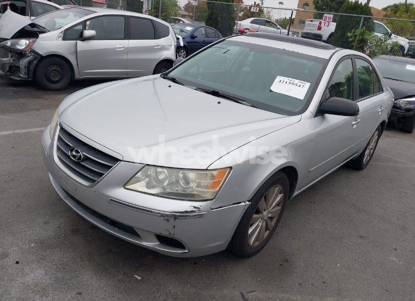 Photo 2 of 2009 Hyundai Sonata LIMITED (VIN 5NPEU46C89H492974)