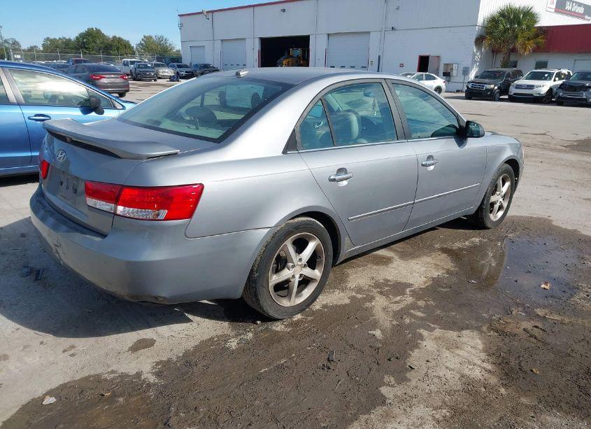 Photo 4 of 2008 Hyundai Sonata LIMITED/SE (VIN 5NPEU46CX8H330259)