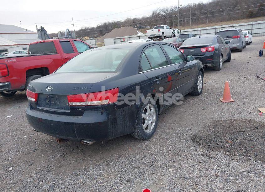 Photo 4 of 2006 Hyundai Sonata GLS V6/LX V6 (VIN 5NPEU46F06H037333)