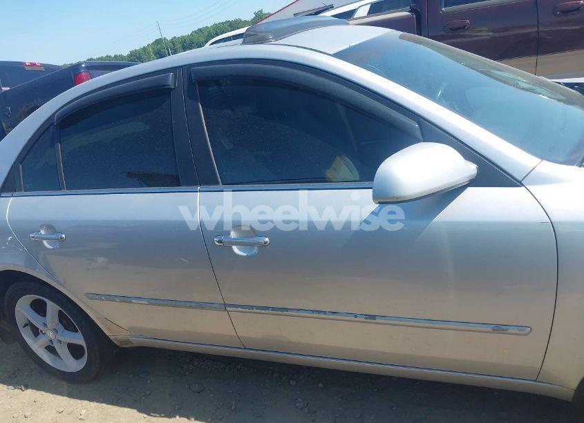 Photo 14 of 2006 Hyundai Sonata GLS V6/LX V6 (VIN 5NPEU46F06H039664)