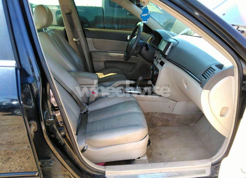 Photo 5 of 2006 Hyundai Sonata GLS V6/LX V6 (VIN 5NPEU46F06H045979)